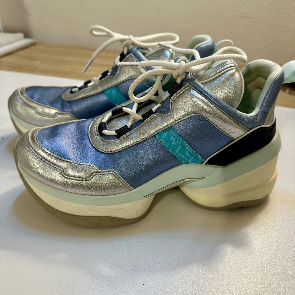 *unique* Michael Kors Olympia Trainers